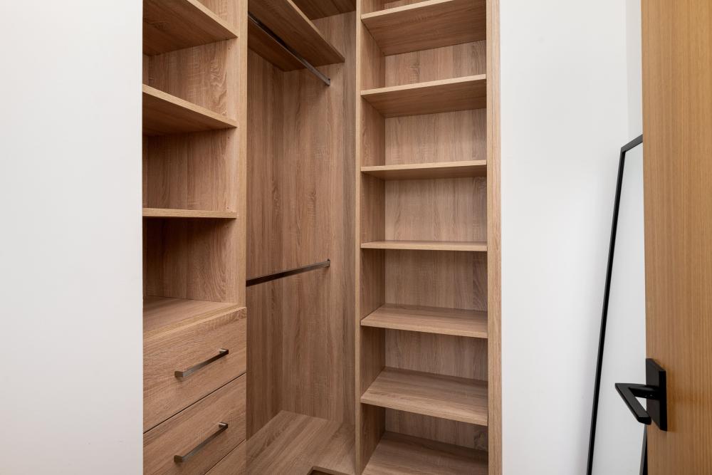 Dressing – Salle de bain – Rangements sur mesure à Langueux